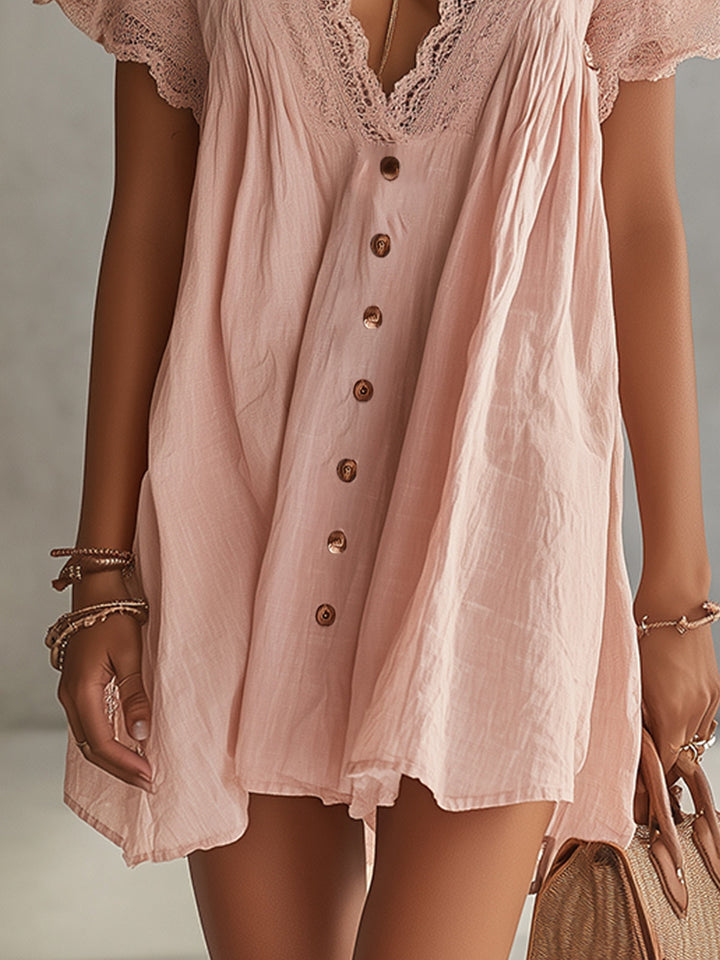 Vestido Mini Rosa de Encaje con Botones y Escote en V