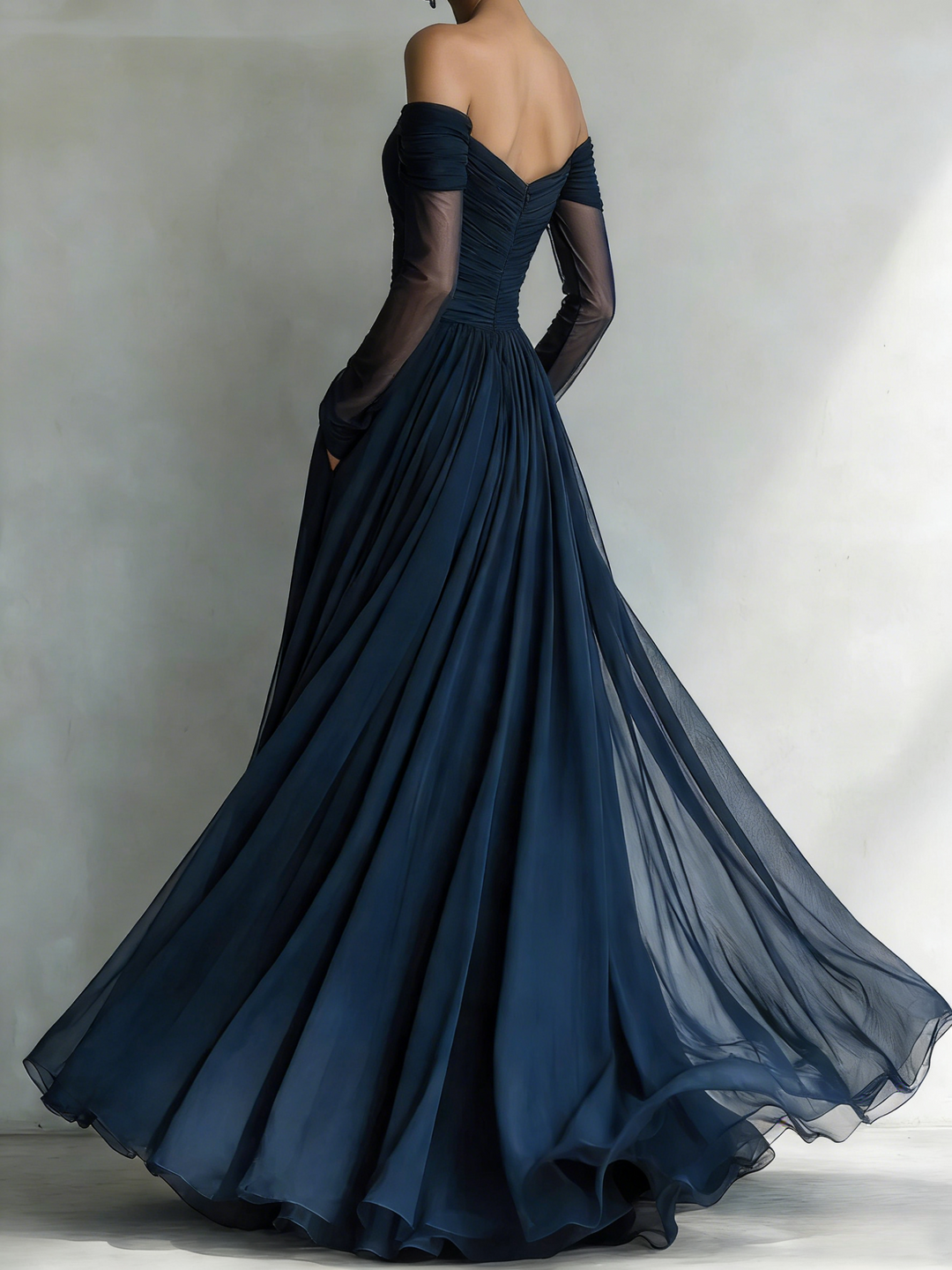 Vestido Maxi Azul Oscuro de Gasa con Hombros Descubiertos y Manga Larga