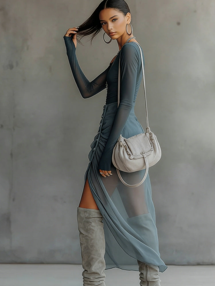 Vestido Maxi Azul de Malla con Hombros Descubiertos