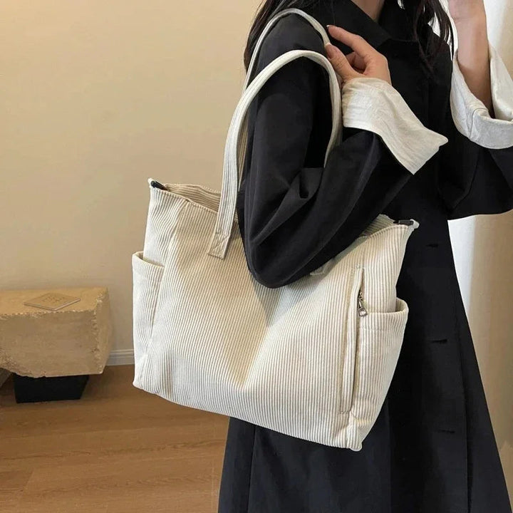 BOLSO TOTE ACANALADO ALMA CON DETALLE DE CUERDA