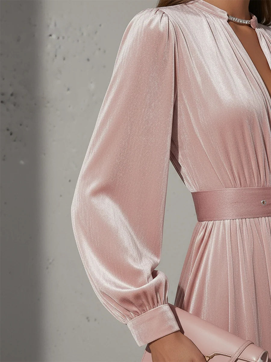 Vestido Maxi de Terciopelo Rosa Claro con Escote en V