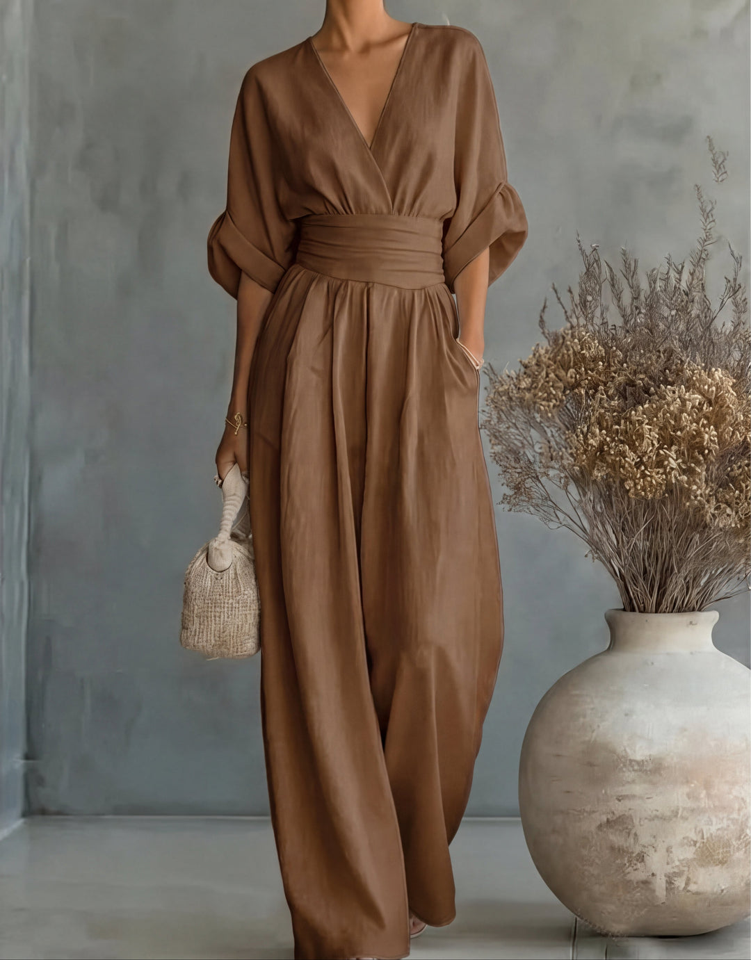 Isabella - Mono elegante de escote en V y pierna ancha