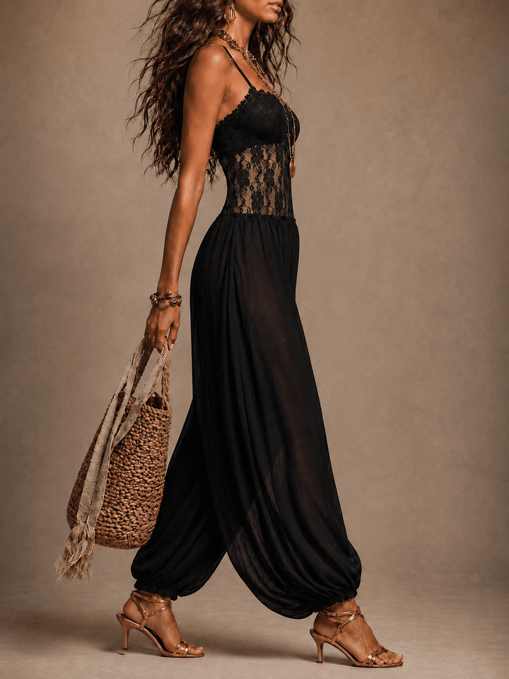 Laia | Mono halter con encaje fluido y elegante caída