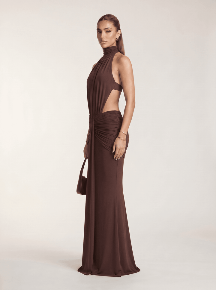 Silvia | Vestido Largo con Escote Halter - Elegancia y Glamour
